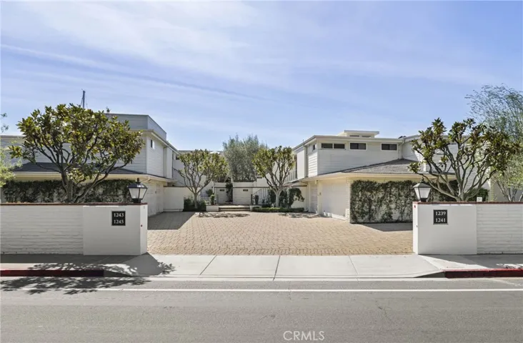 1241 Bayside, Corona Del Mar, California 92625