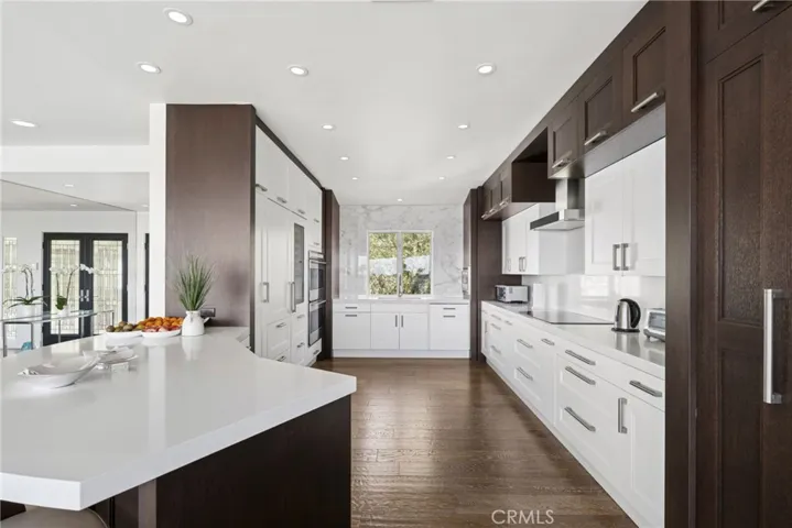 1241 Bayside, Corona Del Mar, California 92625