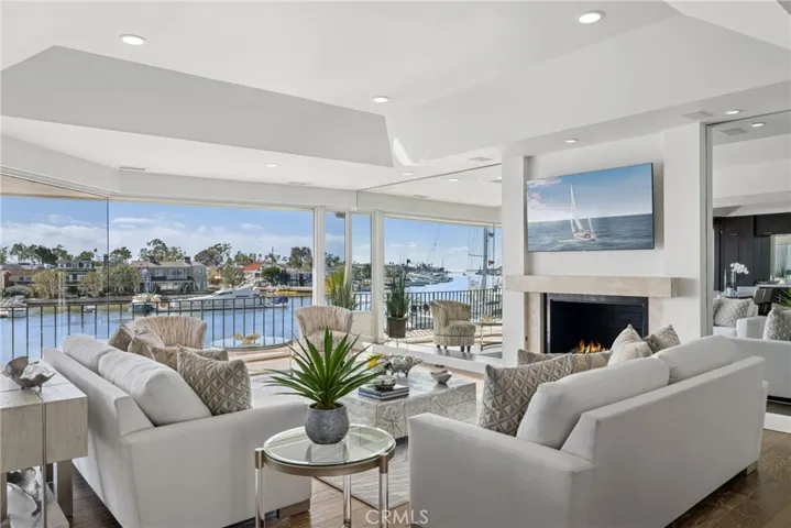 1241 Bayside, Corona Del Mar, California 92625