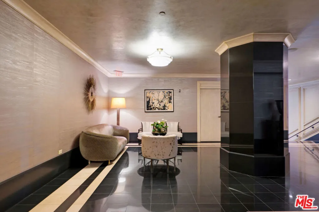 1645 Vine Street 711, Los Angeles, California 90028 home-pic-20