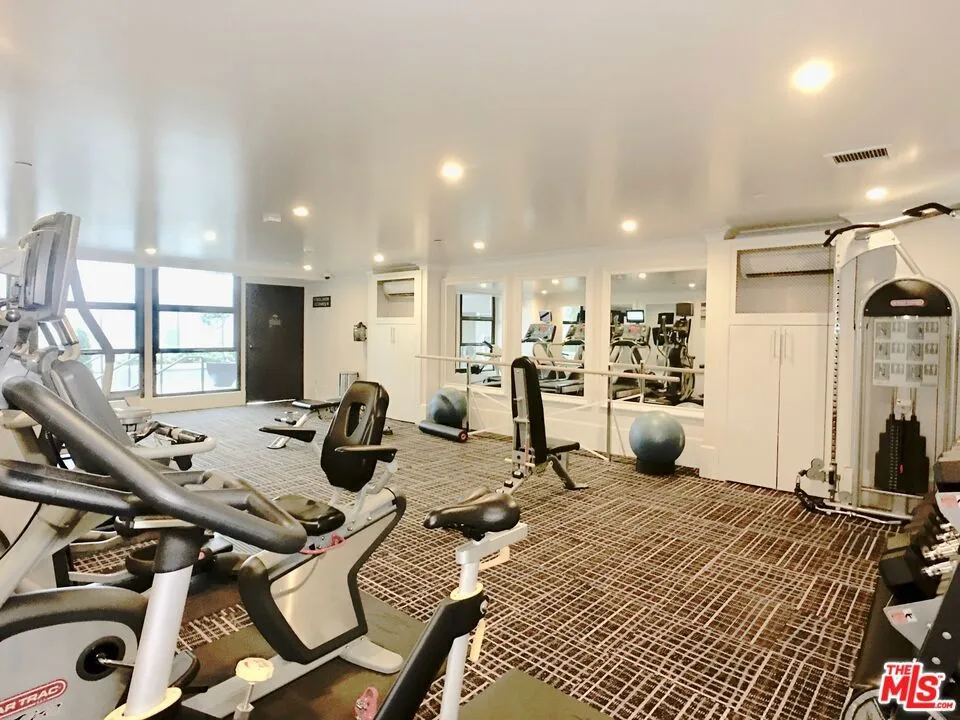 1645 Vine Street 711, Los Angeles, California 90028 home-pic-27