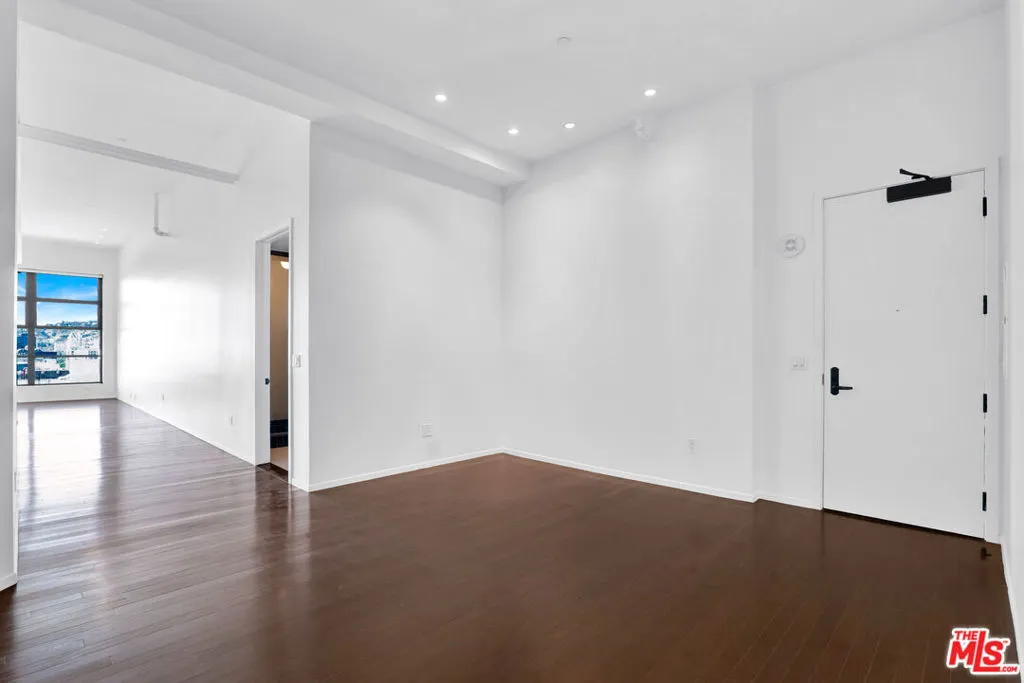 1645 Vine Street 711, Los Angeles, California 90028 home-pic-12