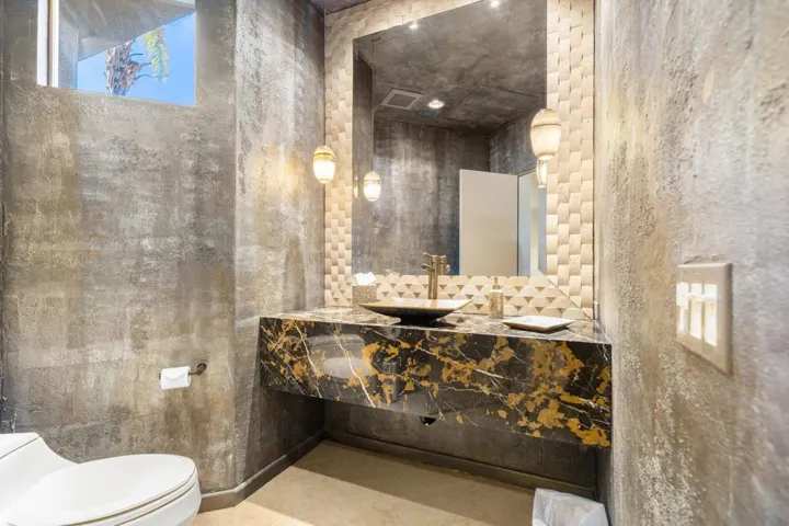 37-web-or-mls-37-print-MHHolly_2023_037