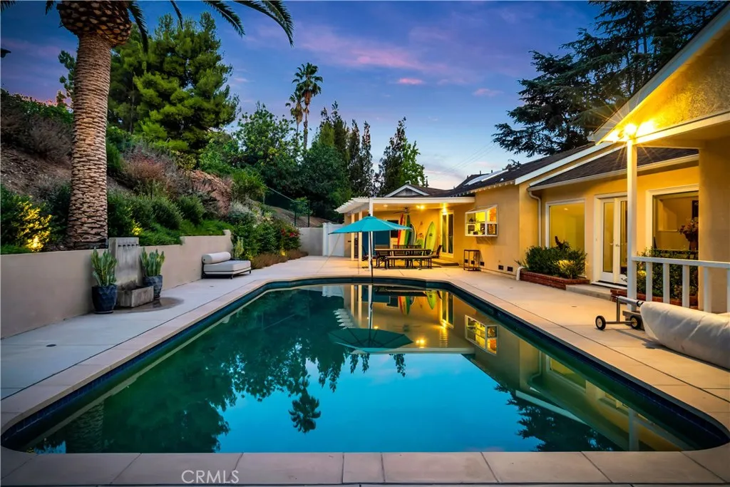 19631 Rosita Street, Tarzana, California 91356 home-pic-26