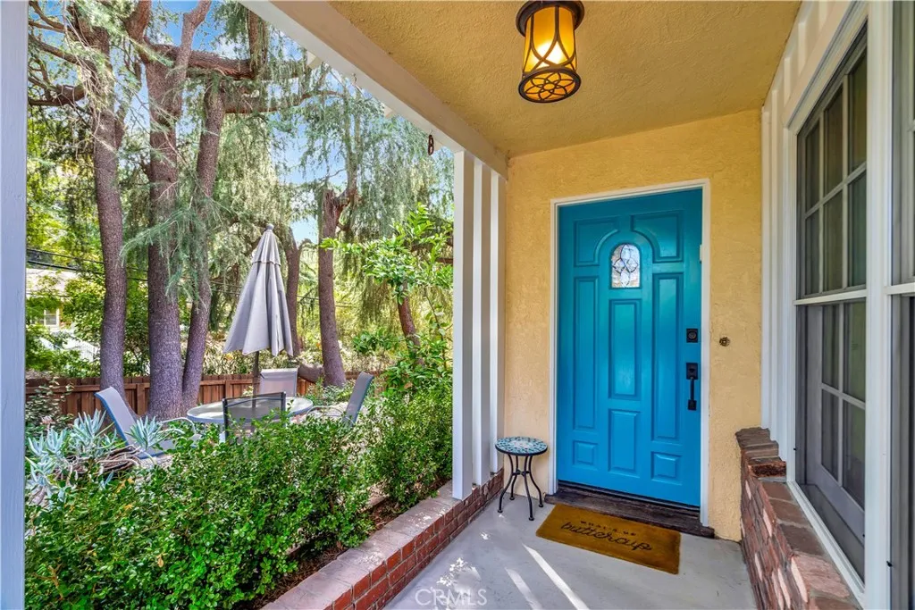 19631 Rosita Street, Tarzana, California 91356 home-pic-2