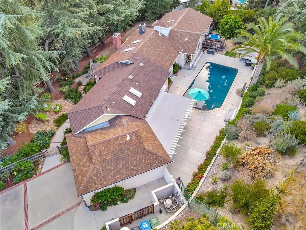 19631 Rosita Street, Tarzana, California 91356 home-pic-35