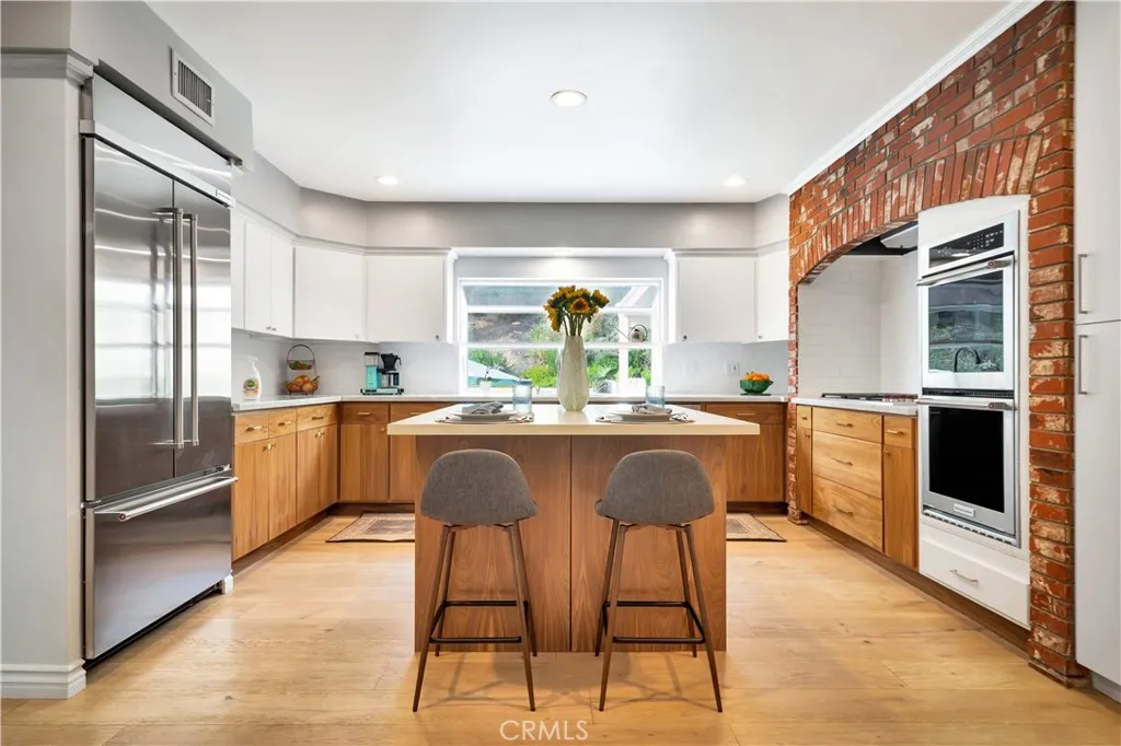 19631 Rosita Street, Tarzana, California 91356 home-pic-8