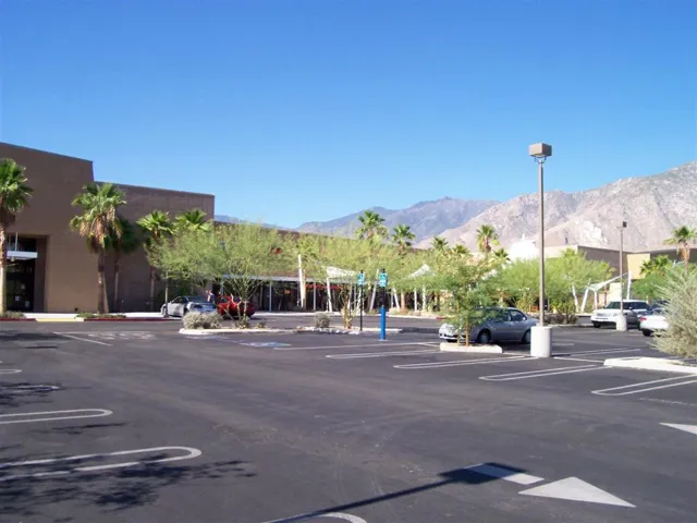 Parking Main