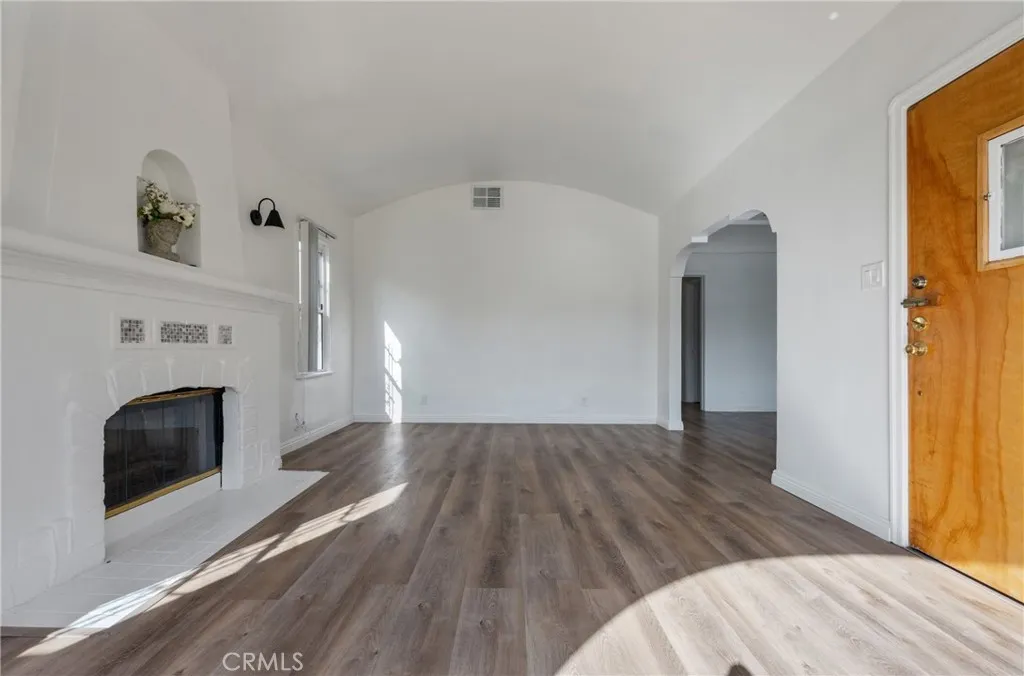 1937 W 80th Street, Los Angeles, California 90047 home-pic-7