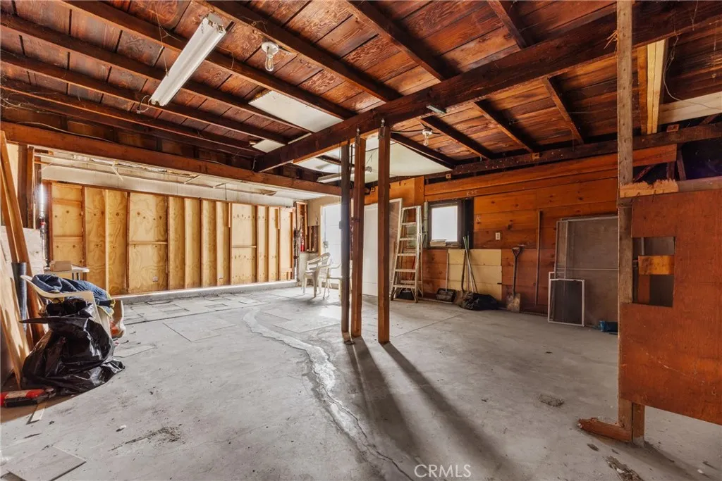 1937 W 80th Street, Los Angeles, California 90047 home-pic-31