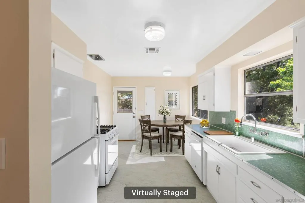 905 Loma Ct, El Cajon, California 92020 home-pic-25