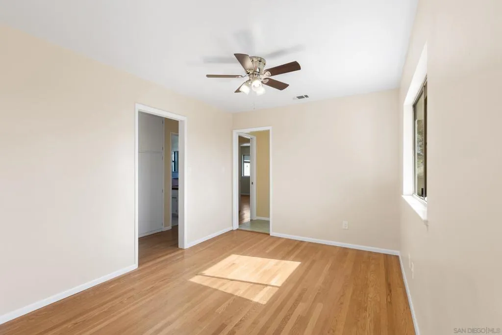 905 Loma Ct, El Cajon, California 92020 home-pic-11