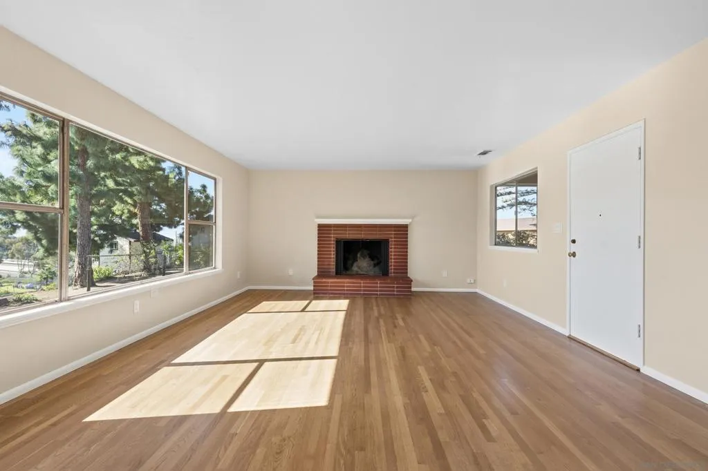 905 Loma Ct, El Cajon, California 92020 home-pic-6