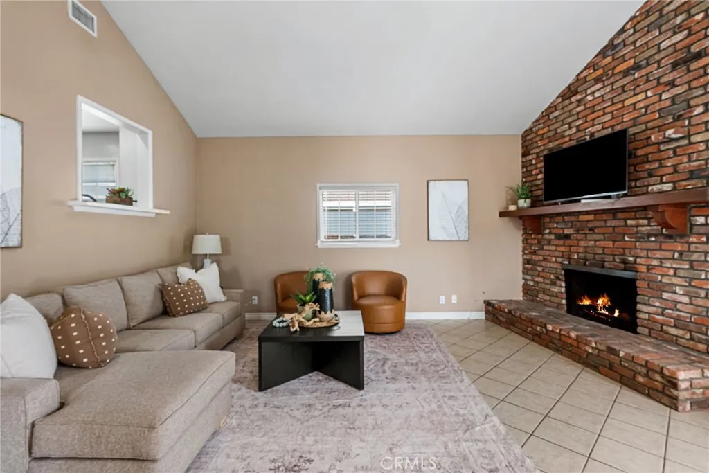 6019 Hardwick Street, Lakewood, California 90713 home-pic-35