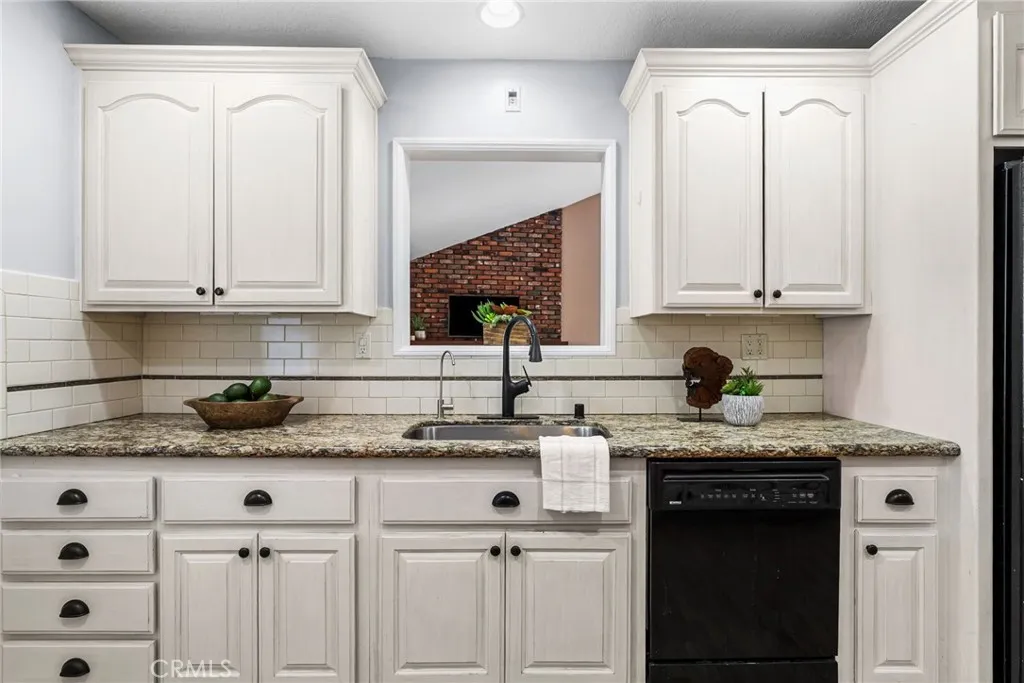 6019 Hardwick Street, Lakewood, California 90713 home-pic-33