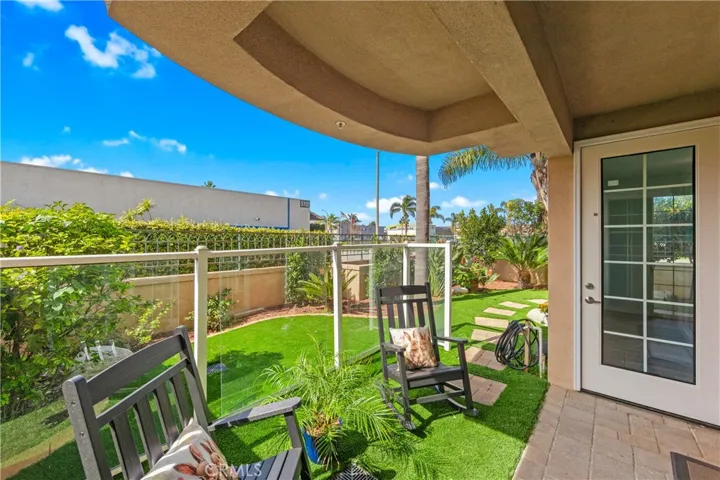 Enjoy conversations and make memories.