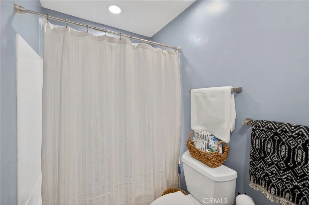 2144 Country Place, Escondido, California 92026 home-pic-11