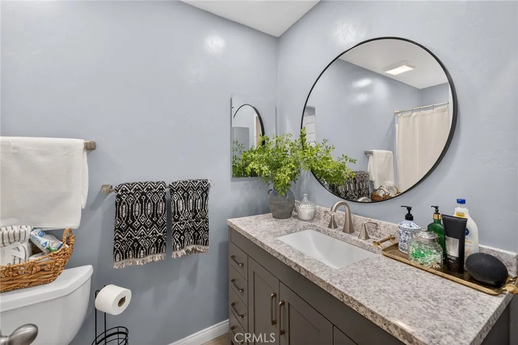 2144 Country Place, Escondido, California 92026 home-pic-10
