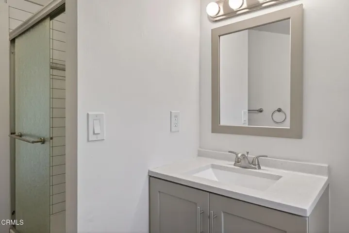 274 BathRm Vanity NW