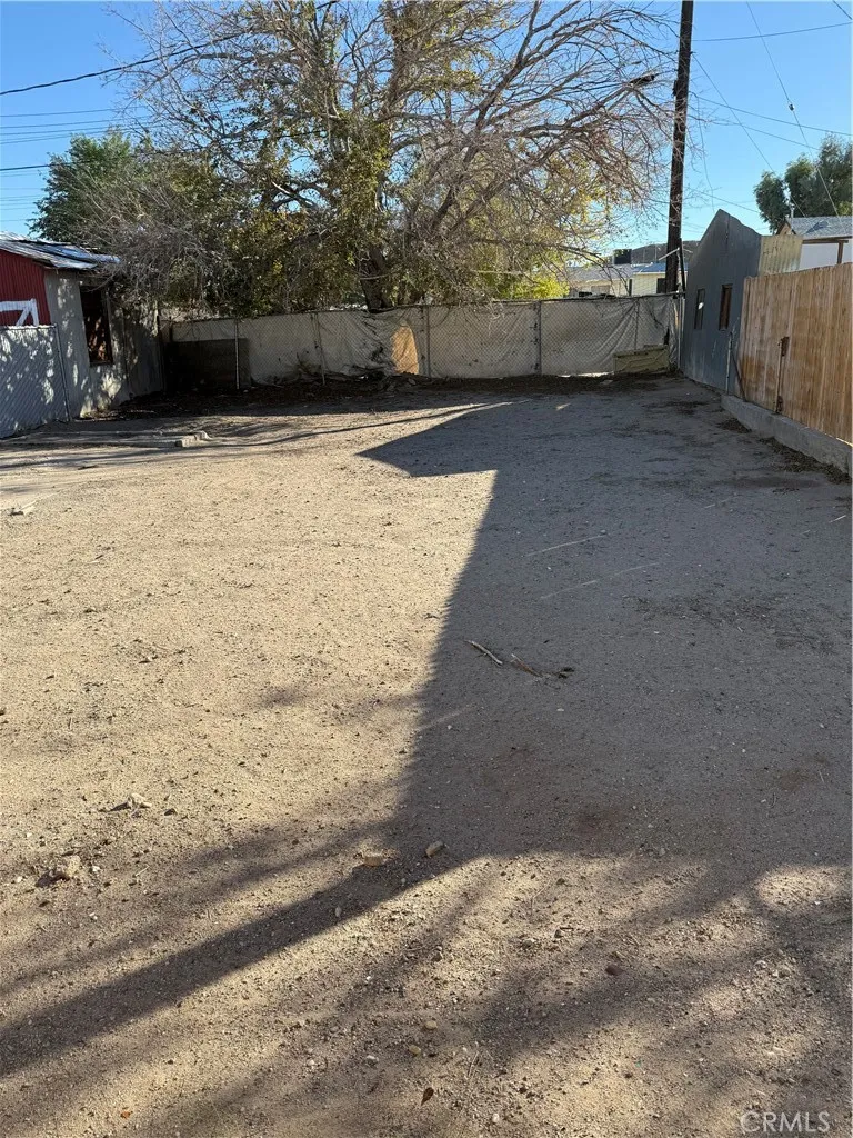 215 Cibola, Needles, California 92363 home-pic-12