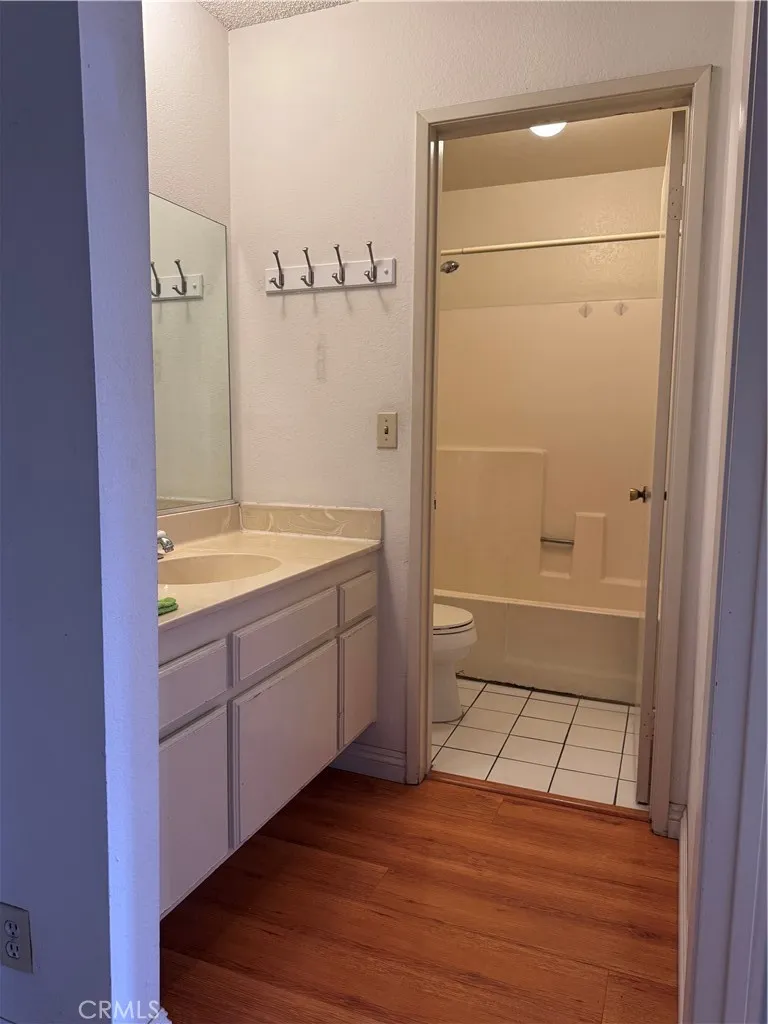 11228 Fineview St. 4, South El Monte, California 91733 home-pic-5