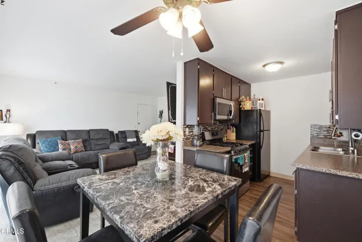 13_dining area
