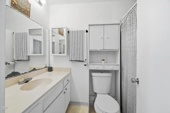23_bathroom
