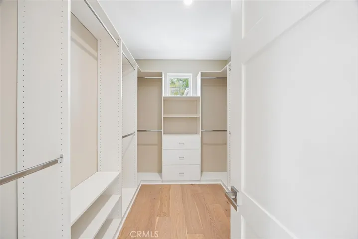 Walk-in closet