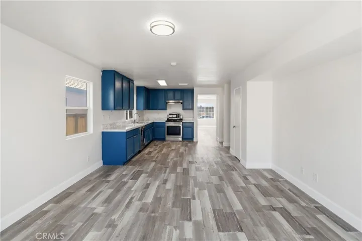 Dining area/Kitchen