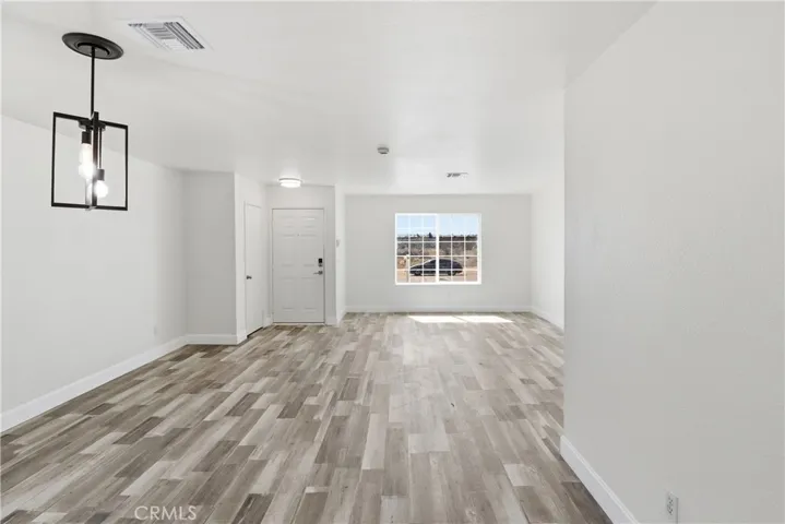 11648 Dos Palmas, Victorville, California 92392