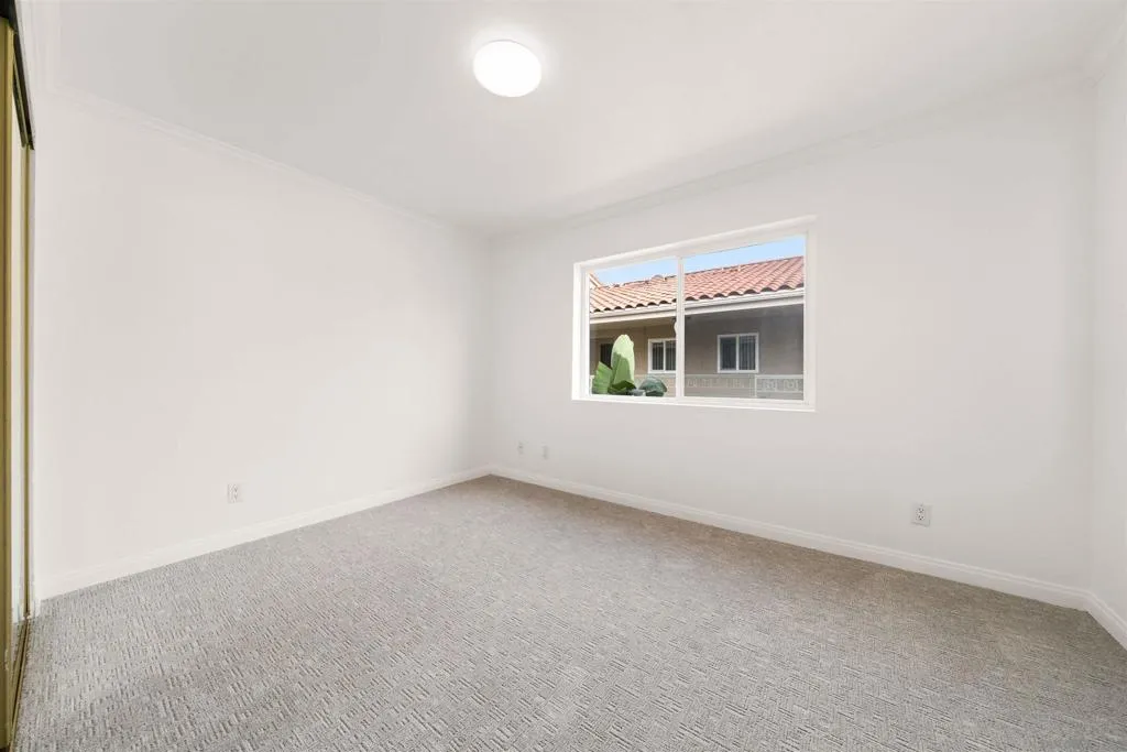 7405 Charmant Dr 2322, San Diego, California 92122 home-pic-22