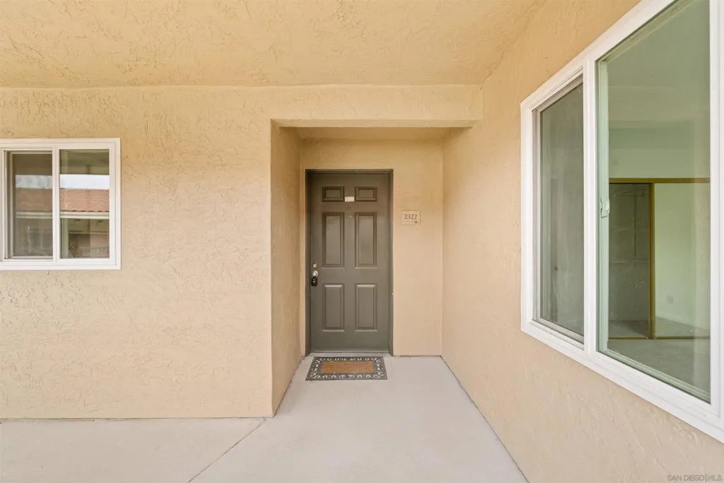 7405 Charmant Dr 2322, San Diego, California 92122 home-pic-2