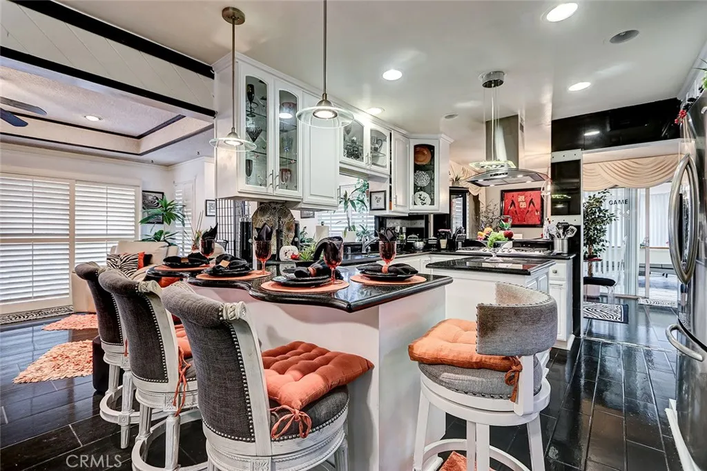 20222 Belshaw Avenue, Carson, California 90746 home-pic-14