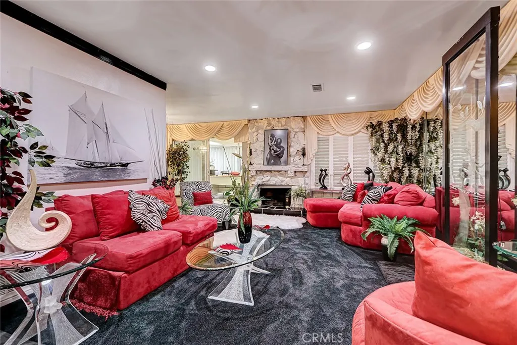 20222 Belshaw Avenue, Carson, California 90746 home-pic-17