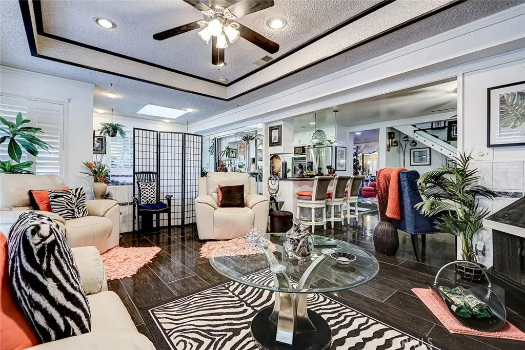 20222 Belshaw Avenue, Carson, California 90746 home-pic-9