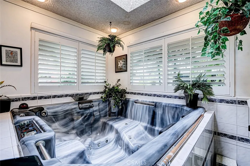 20222 Belshaw Avenue, Carson, California 90746 home-pic-15