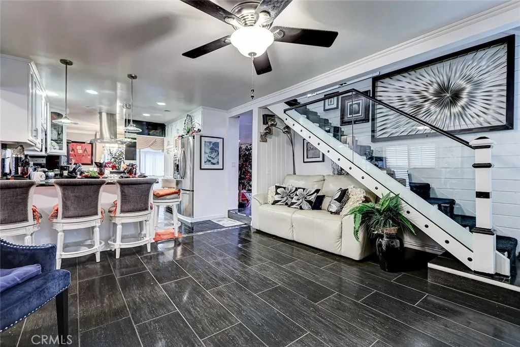 20222 Belshaw Avenue, Carson, California 90746 home-pic-6