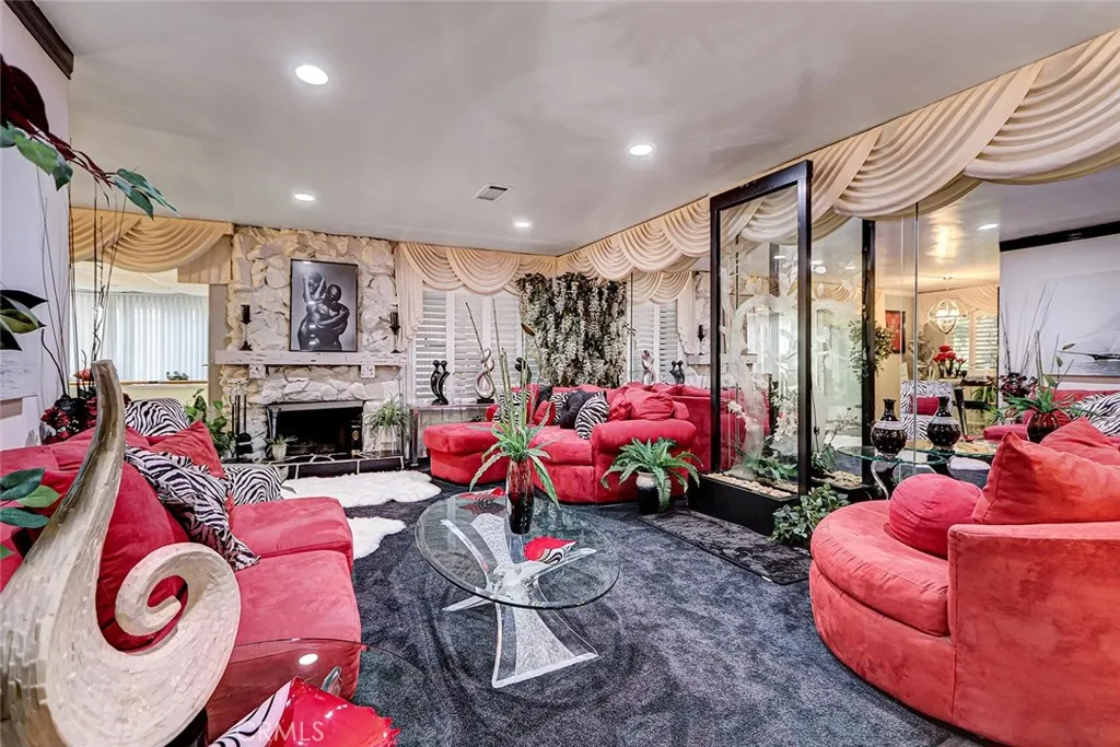 20222 Belshaw Avenue, Carson, California 90746 home-pic-18