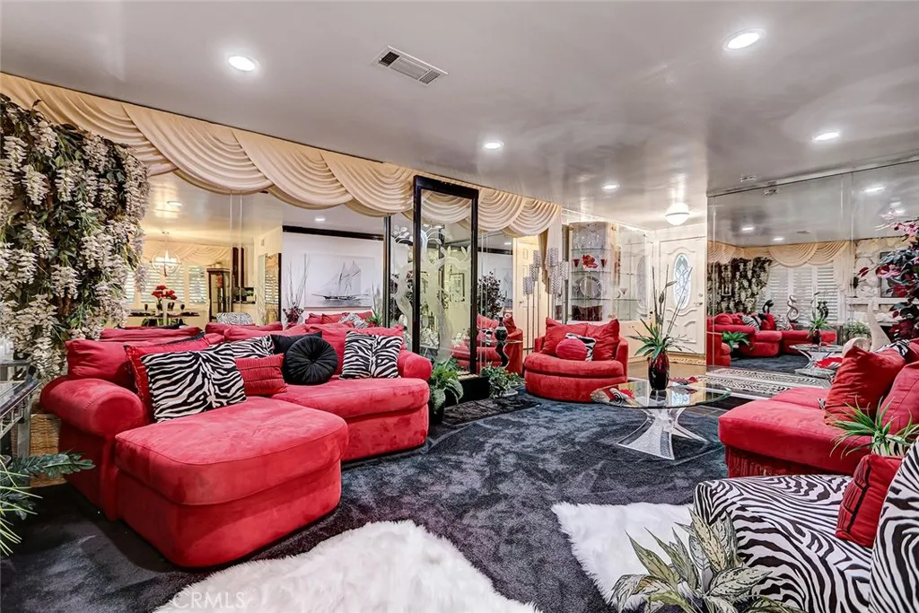 20222 Belshaw Avenue, Carson, California 90746 home-pic-16
