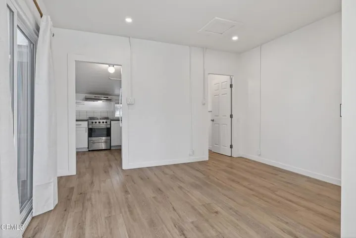 274 Dining East