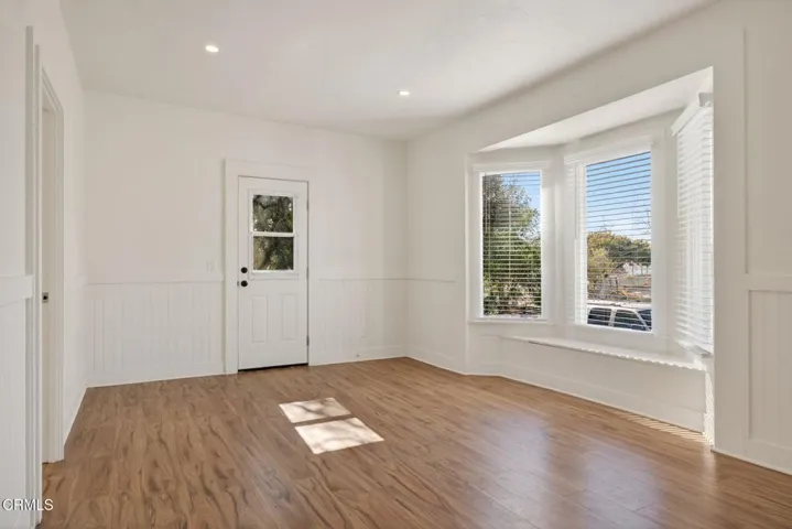 278 LivingRm SW