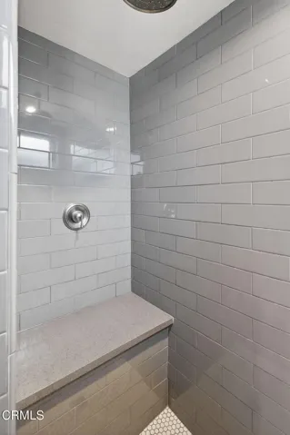 809 BathRm Shower