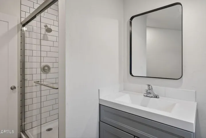 278 BathRm Vanity NW