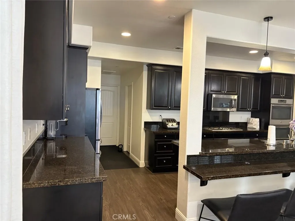6111 Peregrine Drive, Jurupa Valley, California 91752 home-pic-11