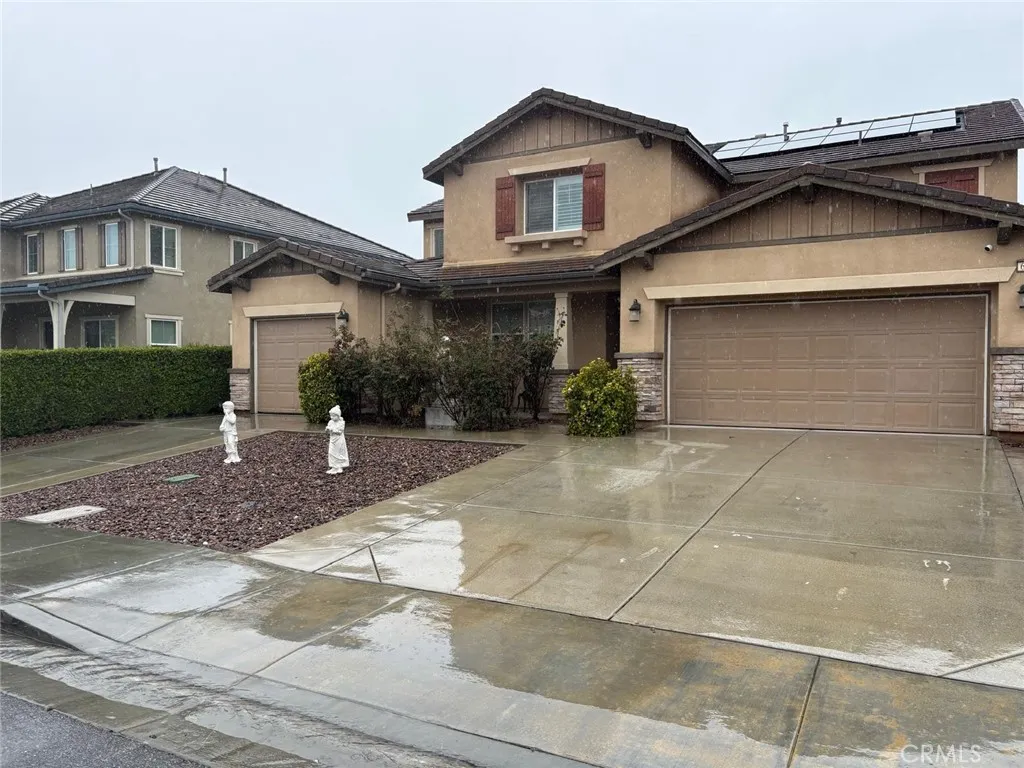 6111 Peregrine Drive, Jurupa Valley, California 91752 home-pic-1