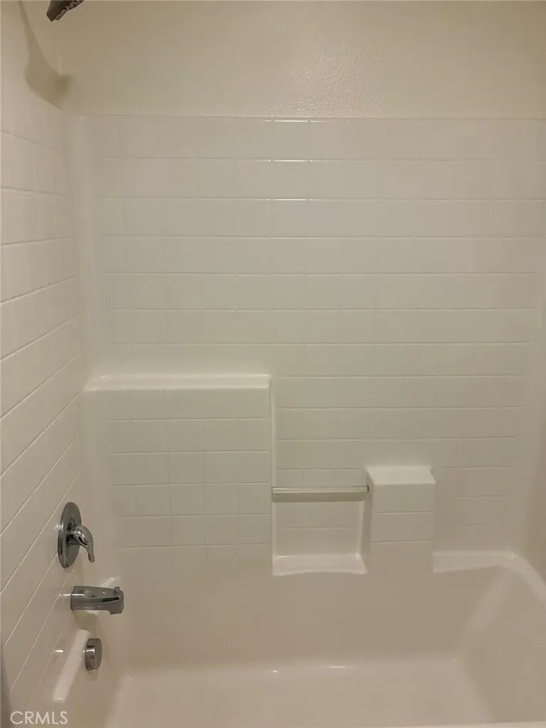 6111 Peregrine Drive, Jurupa Valley, California 91752 home-pic-32