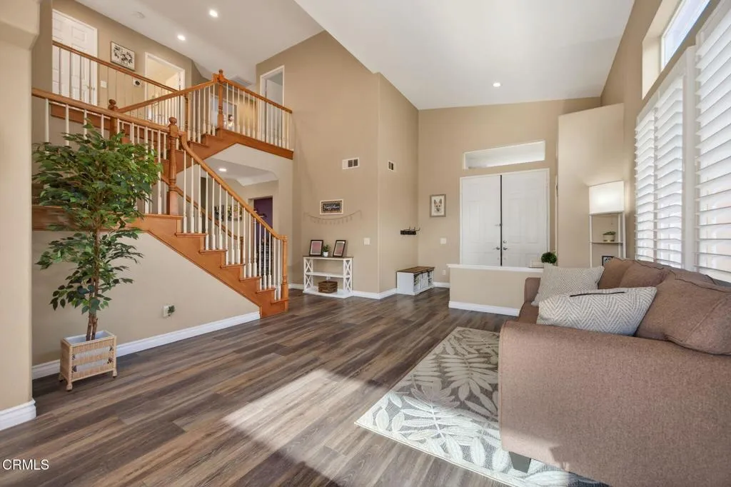 4867 Corte Olivas, Camarillo, California 93012 home-pic-6