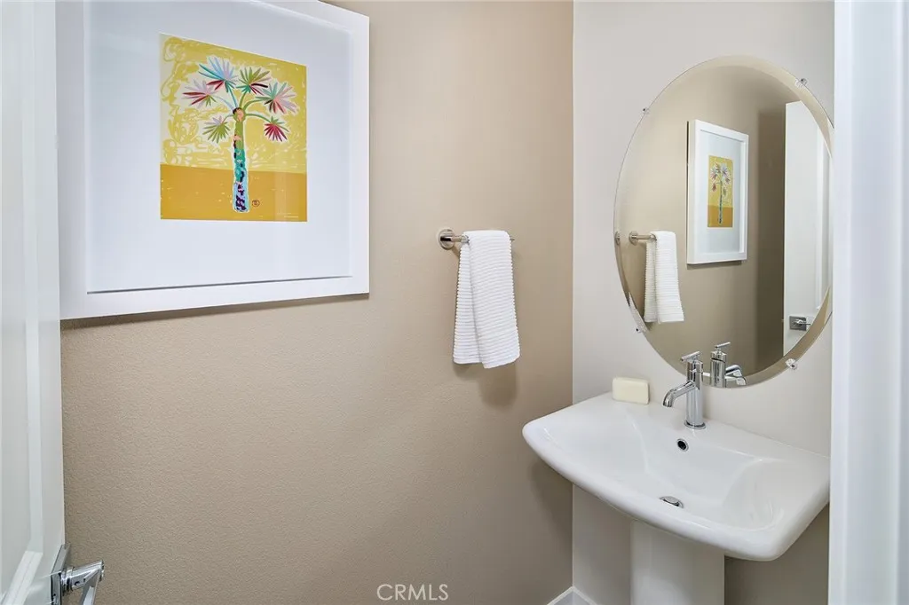 5932 Rockport Rd, Eastvale, California 92880 home-pic-8