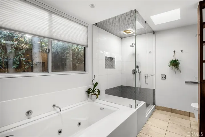3851 Beverly Ridge, Sherman Oaks, California 91423
