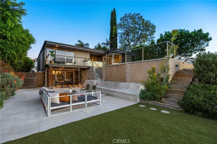 3851 Beverly Ridge, Sherman Oaks, California 91423